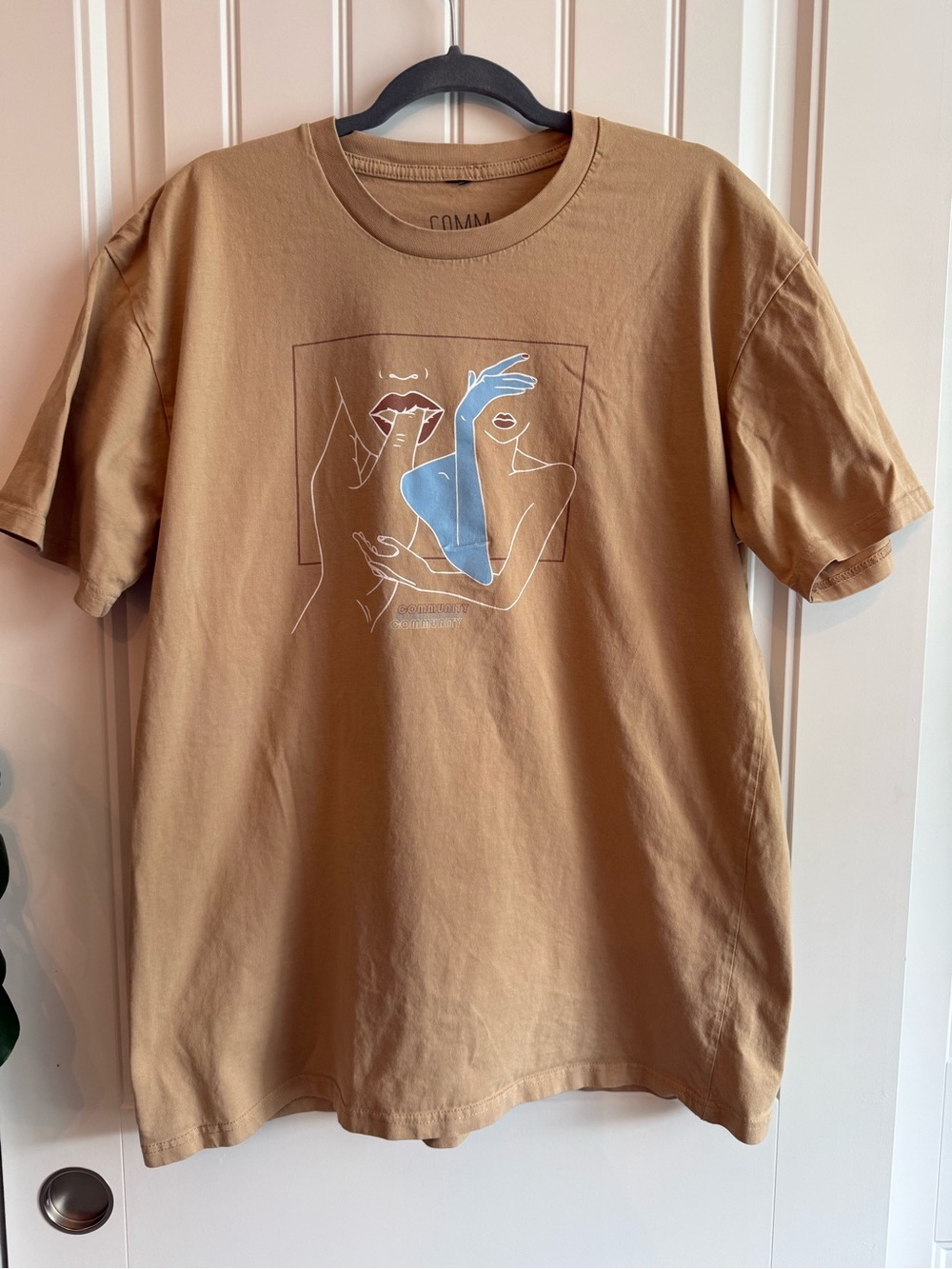 CommUnity Men's XL Tan Graphic Tee Line Art 100% Cotton